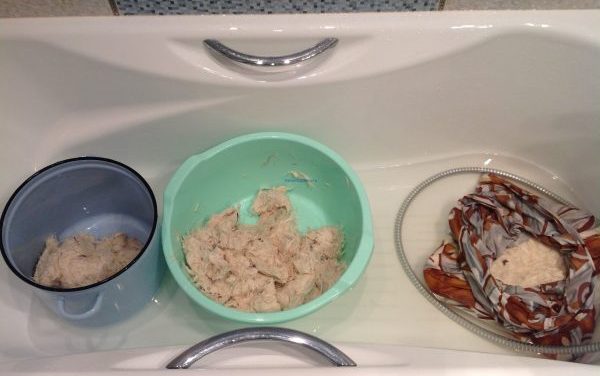 стирка пуховой подушки вручную